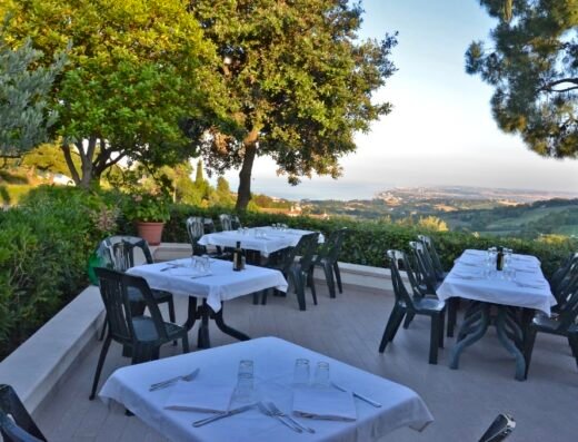 Bar Trattoria Rosso Conero