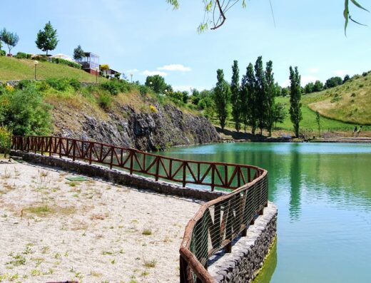 Tanha Lake Bar – ristorante pizzeria piscina